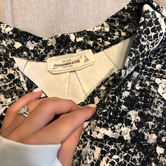 Snake print Skirt - Picture 3 of 5